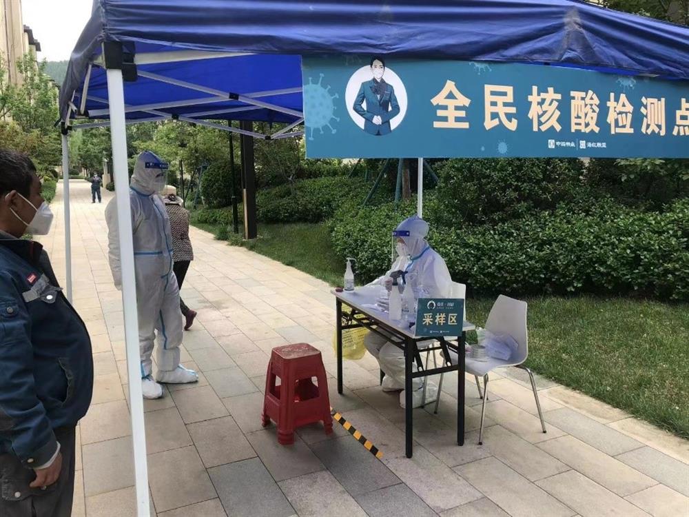 產(chǎn)發(fā)戰(zhàn)疫 | 園區(qū)巾幗不輸男兒，退伍黨員連續(xù)沖鋒在第一線